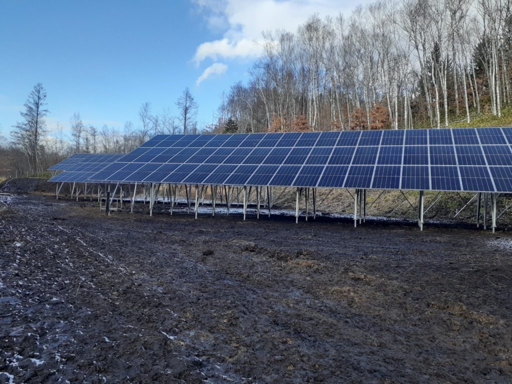 12/15 北海道北見市　太陽光発電低圧工事画像